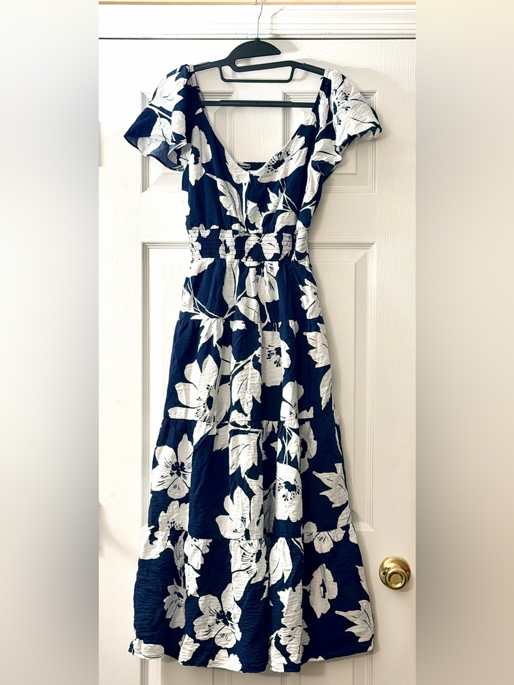 Tinsel Navy & White Floral Tiered Midi Dress
